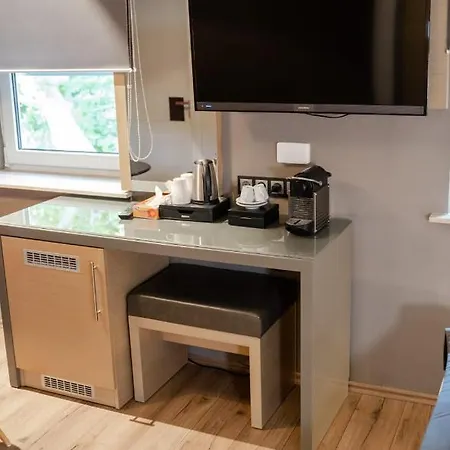 בית הארחה Zum Gruenen Baum Frankfurt Airport