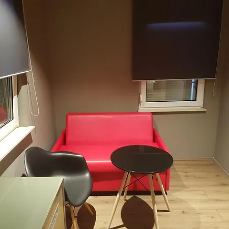 Zum Gruenen Baum Frankfurt Airport Guest house