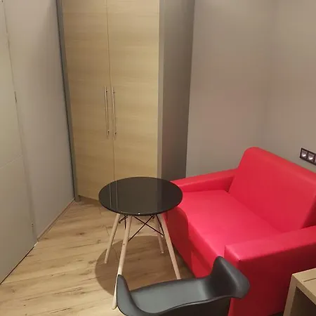 Zum Gruenen Baum Frankfurt Airport קלסטרבאך