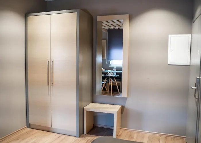 Zum Gruenen Baum Frankfurt Airport Kelsterbach