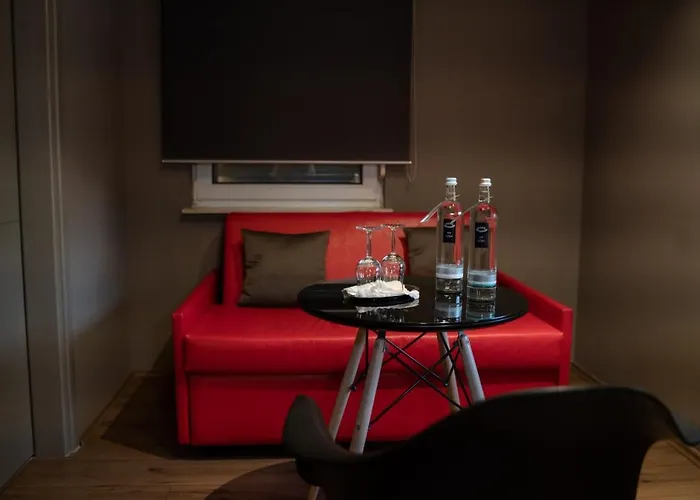 Zum Gruenen Baum Frankfurt Airport 3*