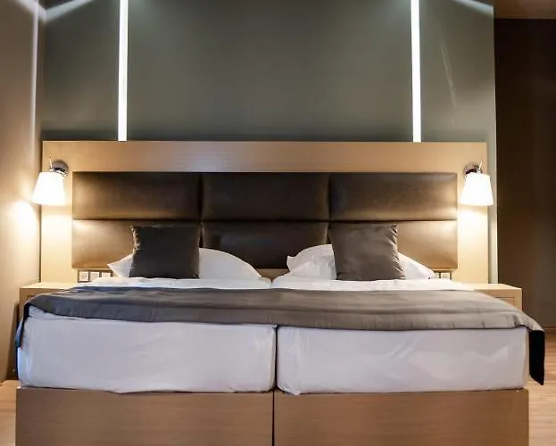 Zum Gruenen Baum Frankfurt Airport