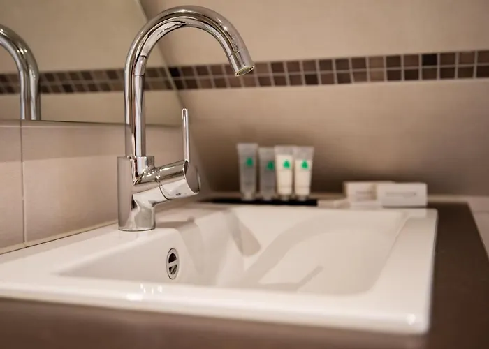 Zum Gruenen Baum Frankfurt Airport 3* Kelsterbach