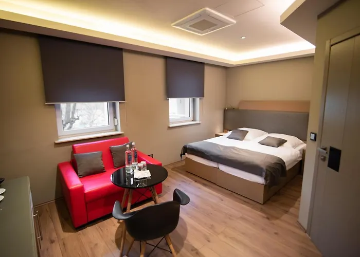 Zum Gruenen Baum Frankfurt Airport Kelsterbach