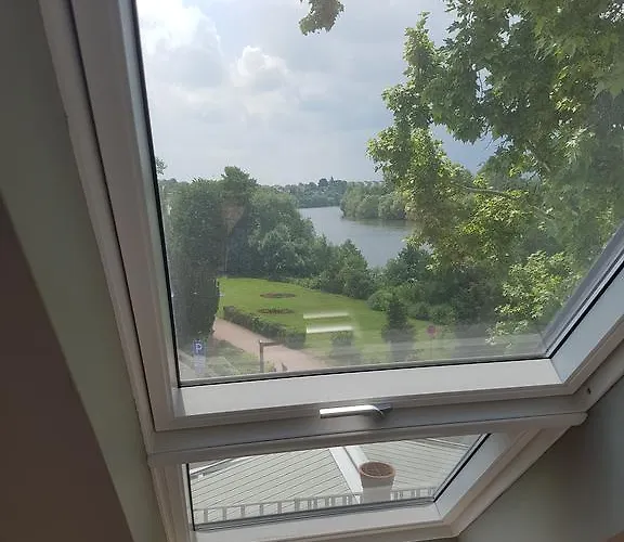 Zum Gruenen Baum Frankfurt Airport Casa de hóspedes